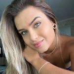 Amanda Thomsen - @amandarthomsen - Instagram