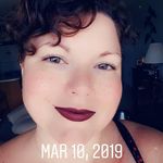Amanda Trout - @hugmanners - Instagram