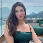 Amanda Valentim - @amandavalentm - Instagram