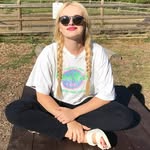 Amanda Salmon-Wakefield - @mandafakefield - Instagram