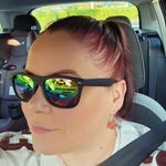 - Amanda Wetzel - Working mom - Boss - - @aw.momhustle - Instagram
