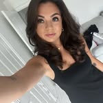 Amber Armstrong - @amberclews - Instagram