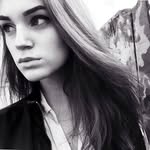 Amber Cluff - @caecomzebens1987b - Instagram