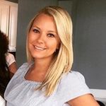 amber_rowe - @amber_couch - Instagram