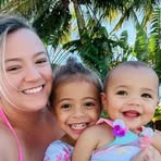 Amber Michelle Crenshaw - Facebook