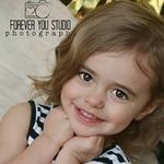 Amber Crespo-Starnes - @crespostarnes - Instagram