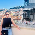 Amber Cross - @ambermarietraveling - Instagram