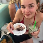 Amber De Vos - @_amberdevos - Instagram