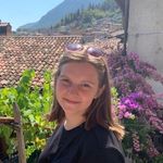 Amber Devos - @amberdevos2002 - Instagram