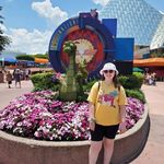 Amber | dog mother & disney lover - @amberdreamin - Instagram