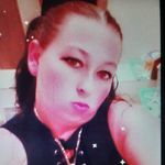 Amber Eslinger - @ambeebambi35 - Instagram