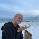 Amber Ewald - @aleswims - Instagram