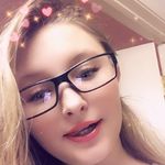 Amber Gates - @amber.gates.14418 - Instagram