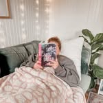 Amber Grimes - @ambyreads - Instagram
