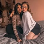 Amber & Hannah - @amberxhannah - Instagram