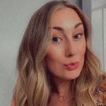 Amber Hume - @amber.hume - Instagram