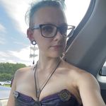 Amber Ireland - @mamaduck0929 - Instagram