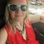 Amber Langston | Fitness Fanatic + Dog Mom + Witch - @blondebutibombshell - Instagram