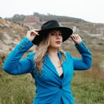 Amber León ~ Photographer - @amberkleon - Instagram