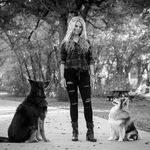 Amber Leonard - @keepcalmnlovedogs - Instagram
