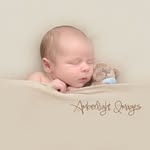 Newborn and Baby photographer - @amberlight_images - Instagram