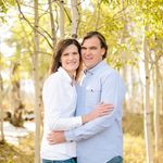 Amber and Trent Linton - @plainwhitericemom - Instagram