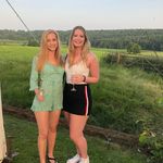 @ambermeakins - Instagram