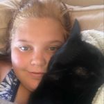 Amber Melcher - @mid_nightiscute - Instagram