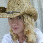 Amber Newcomb - @amber_newcomb - Instagram