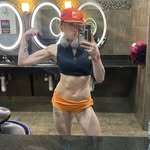 Amber Pisani - @crinkybodonky - Instagram
