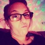 Amber Prindle - @poochipitopocket - Instagram
