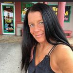 Amber Pyle - @lilweezer77 - Instagram