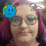Amber South - @qwirkymom83 - Instagram
