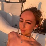 ANU - @amberusher_ - Instagram