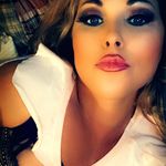 Amberly Brown Huff - @the1beautyheiress - Instagram
