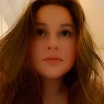 𝒜𝓂𝑒𝓁𝒾𝒶 𝐵𝒶𝓇𝒷𝑒𝓇 ☀️ - @ameliaacb - Instagram