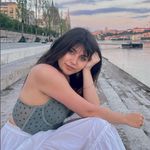 Amelia Field - @amelialfield - Instagram