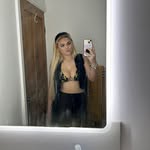 amelia🍒 - @_ameliahall - Instagram