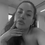 Amelia Morales - @ameliamorales327 - Instagram