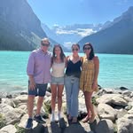 Amelia Swanson - @travelingswans - Instagram