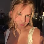 Amelie Bennett - Facebook