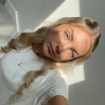 amelie - @ameliebrucee - Instagram