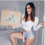 Amelie Cameron - Facebook