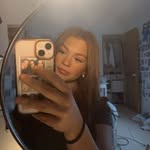 amelie - @ameliechant - Instagram
