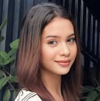 Amelie Perry - Facebook