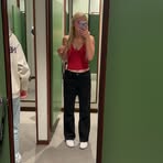 Amelie Wall - Facebook