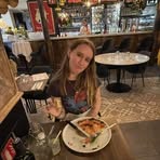 Amelie Ward - Facebook