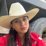 Ami Flores Gibson - @amiflores16 - Instagram