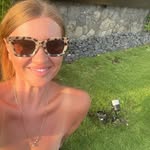 Amy Gould - @amydentures89 - Instagram