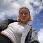 Ami Grace - @amikisslinger - Instagram